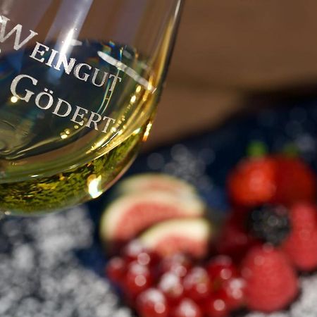 Weingut Goedert Daire Osann-Monzel Dış mekan fotoğraf